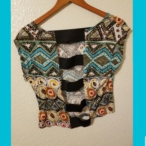 💙 Colorful open back crop top. 💙